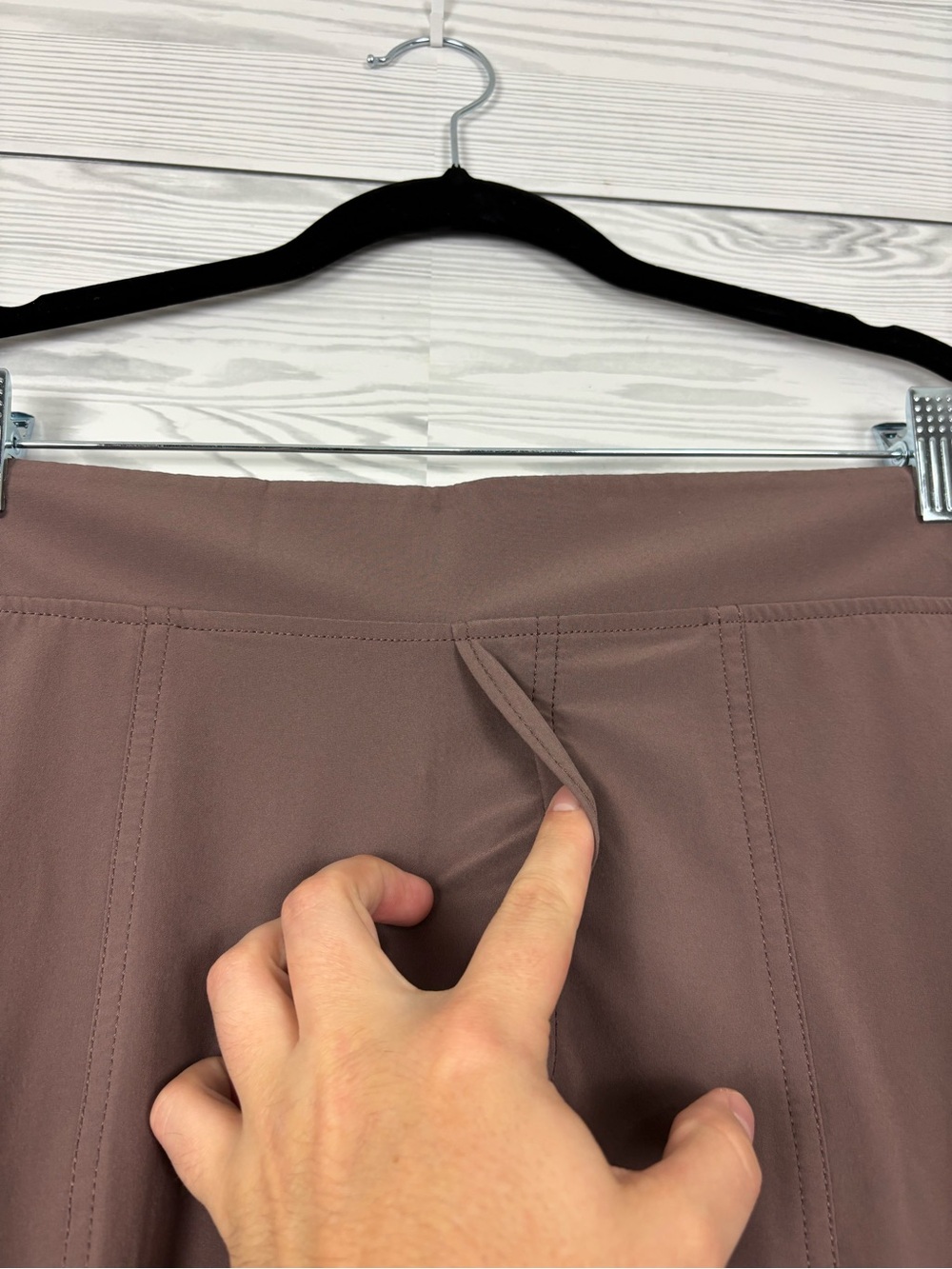 Athleta Chelsea Utility Performance Jogger Brown Size 6 - Picture 3 of 11